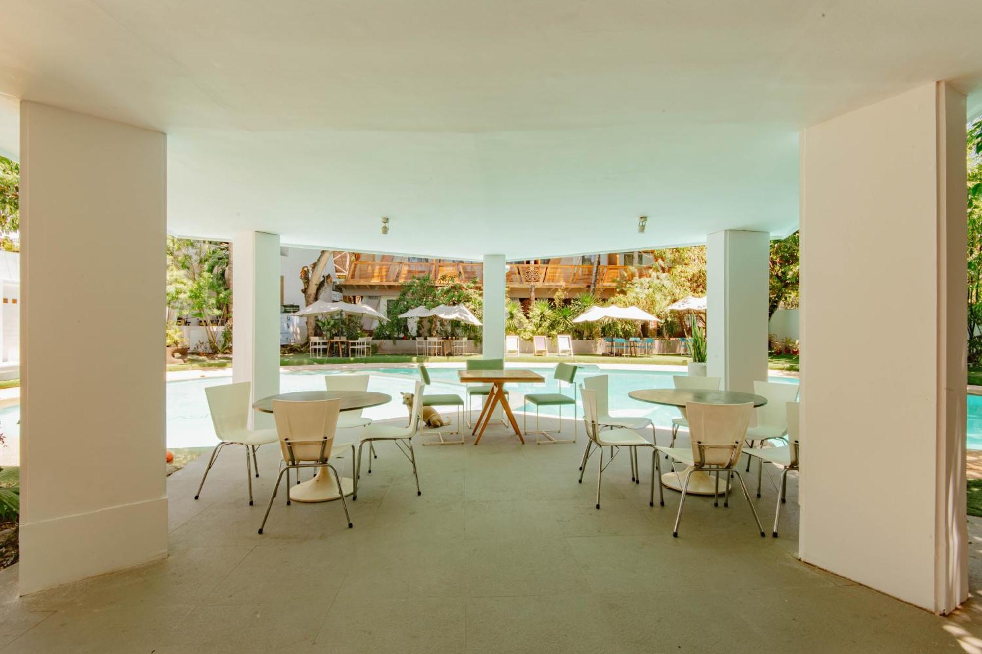 Asmara Urban Resort & Lifestyle Village Powered By Aston Cebu Extérieur photo