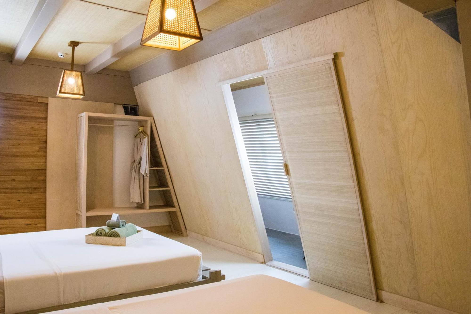 Asmara Urban Resort & Lifestyle Village Powered By Aston Cebu Extérieur photo