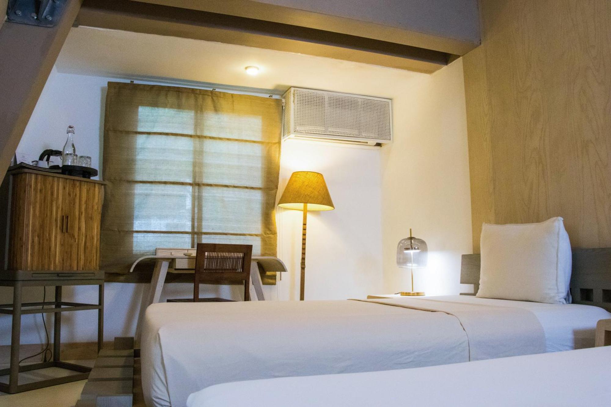 Asmara Urban Resort & Lifestyle Village Powered By Aston Cebu Extérieur photo