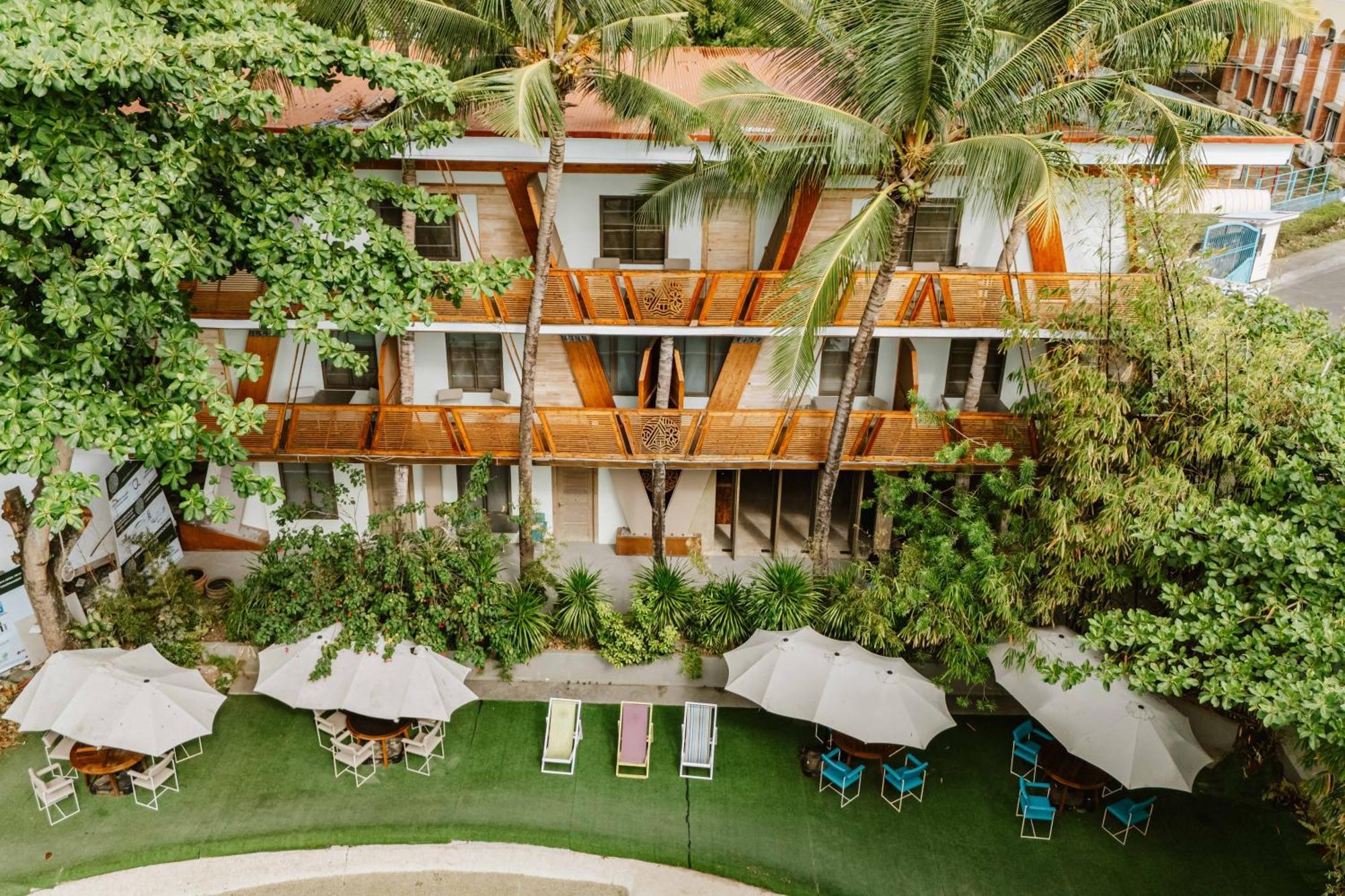 Asmara Urban Resort & Lifestyle Village Powered By Aston Cebu Extérieur photo